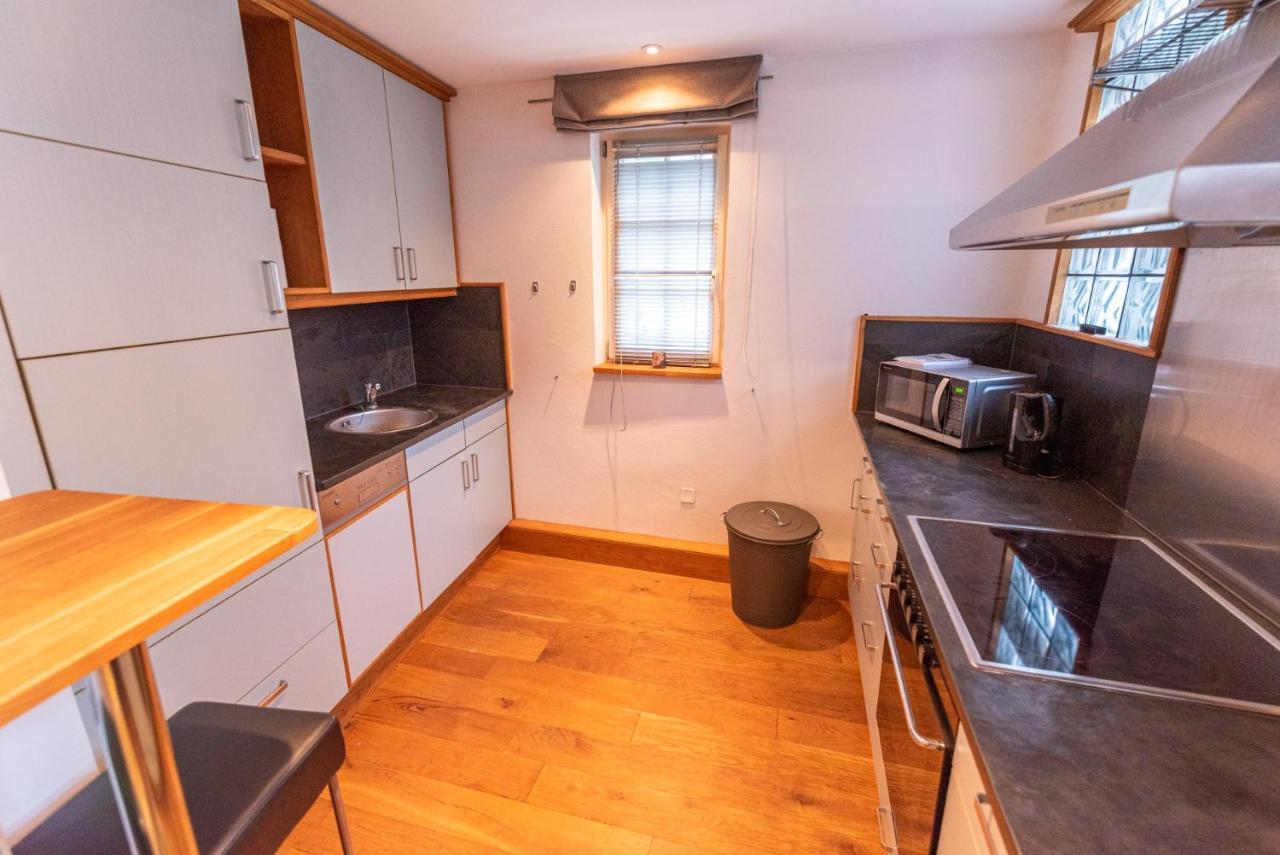 Ferienwohnung Designer Unterkunft in 15. Jahrhundert Altbau 75 m² für max. 4 Personen Eltville am Rhein Exterior foto