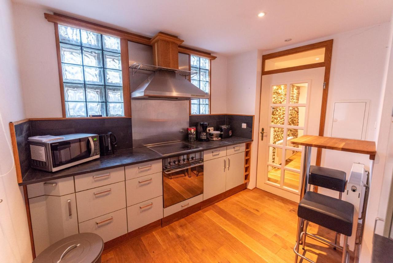 Ferienwohnung Designer Unterkunft in 15. Jahrhundert Altbau 75 m² für max. 4 Personen Eltville am Rhein Exterior foto