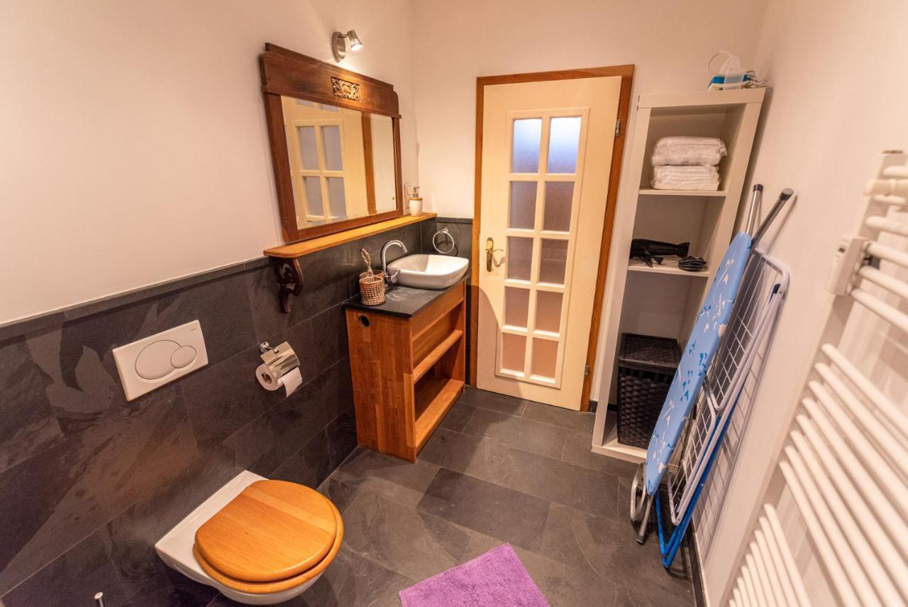 Ferienwohnung Designer Unterkunft in 15. Jahrhundert Altbau 75 m² für max. 4 Personen Eltville am Rhein Exterior foto