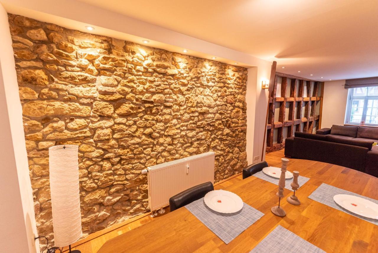 Ferienwohnung Designer Unterkunft in 15. Jahrhundert Altbau 75 m² für max. 4 Personen Eltville am Rhein Exterior foto