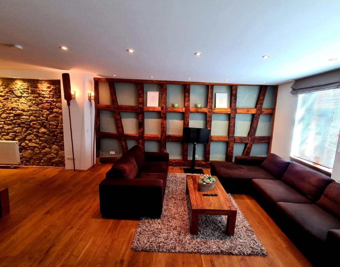 Ferienwohnung Designer Unterkunft in 15. Jahrhundert Altbau 75 m² für max. 4 Personen Eltville am Rhein Exterior foto