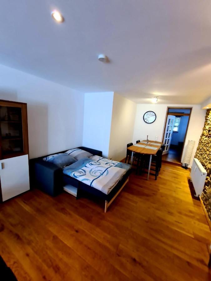 Ferienwohnung Designer Unterkunft in 15. Jahrhundert Altbau 75 m² für max. 4 Personen Eltville am Rhein Exterior foto
